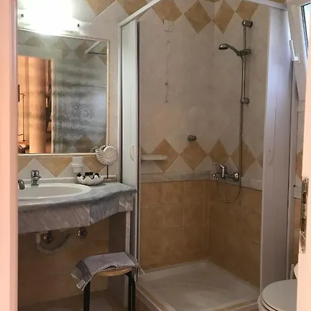 L'eremo Luxury Apartment