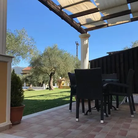 L'eremo Luxury Apartment *
