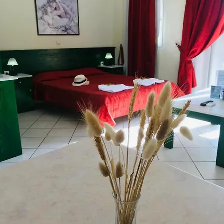 L'eremo Luxury Apartment *