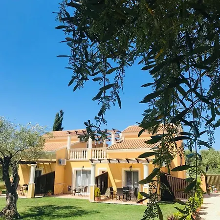 L'eremo Luxury Apartment *